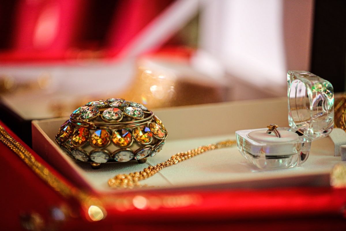 color corrected photo of yellow gold jewelry showing true metal tone